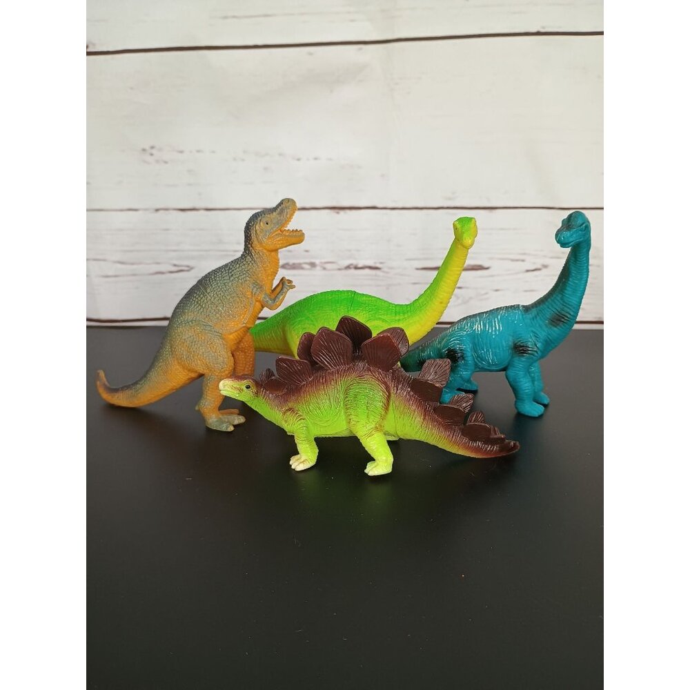 Set Of 4 Dinosaur‎ Figurines Tyrannosaurus Brontosaurus Stegosaurus Plastic